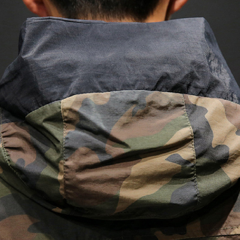 Discover the Versatility of the Two-sided Camouflage Hooded Jacket