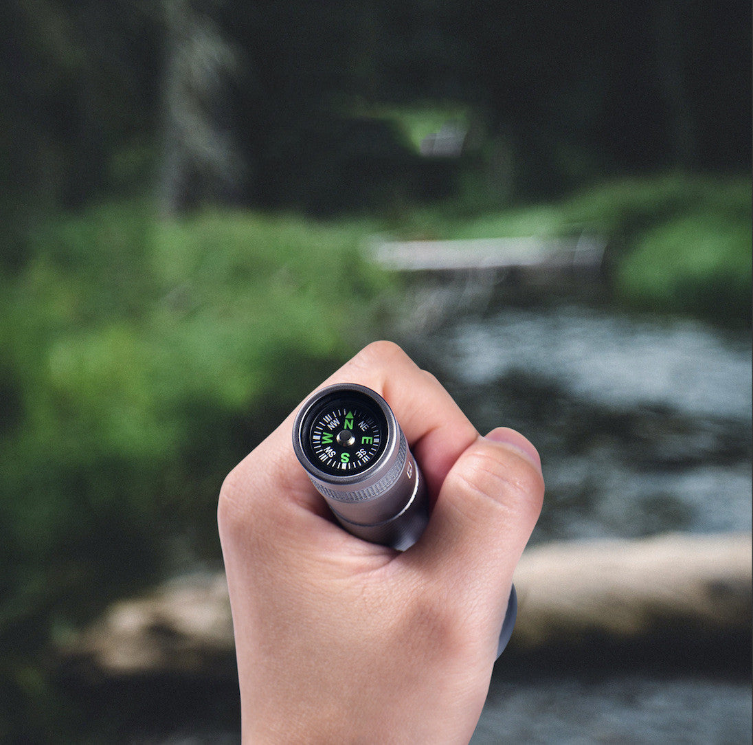 Long Range Camping Compass Waterproof Portable Flashlight